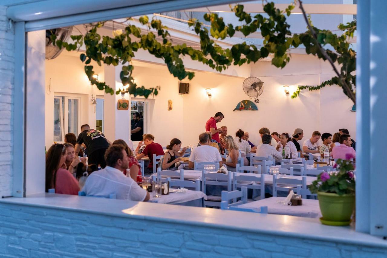Pavlos Place Antiparos Exterior photo